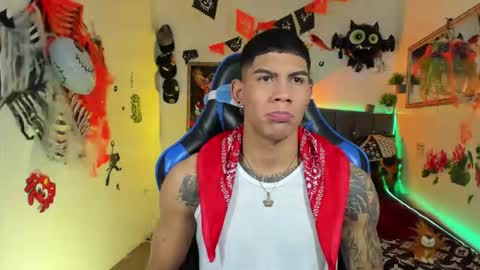 Snapshot of damian_latinxxx chatting on October 24, 2025, 3:14 am Damian online show from October 24, 2025, 3:14 am