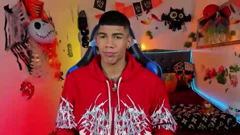 Snapshot of damian_latinxxx chatting on October 29, 2025, 3:20 am Damian online show from October 29, 2025, 3:20 am