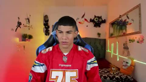 Snapshot of damian_latinxxx chatting on November 1, 2025, 3:19 am Damian online show from November 1, 2025, 3:19 am