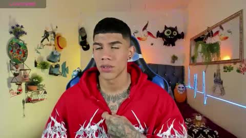 Snapshot of damian_latinxxx chatting on November 15, 2025, 3:26 am Damian online show from November 15, 2025, 3:26 am