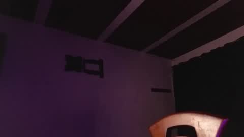 damian_n_lissa online show from April 15, 2026, 11:38 pm