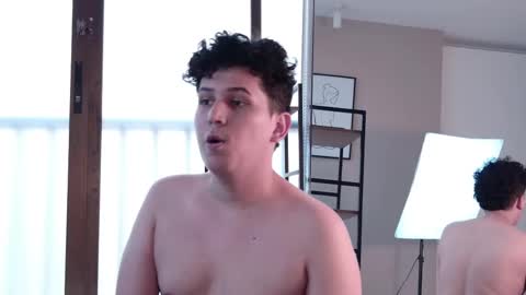 damian_salvatoree online show from September 27, 2025, 9:09 pm