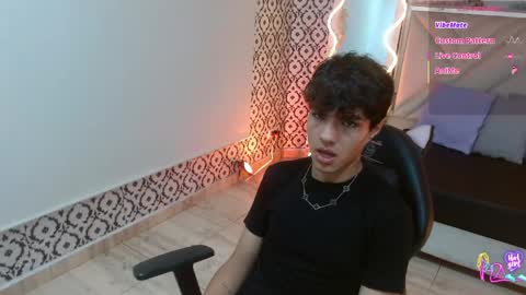 damian_tay online show from April 24, 2026, 11:34 am
