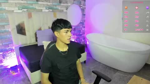 damian_tay online show from May 4, 2026, 11:28 am
