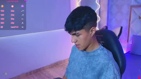 damian_tay online show from May 27, 2026, 11:40 am