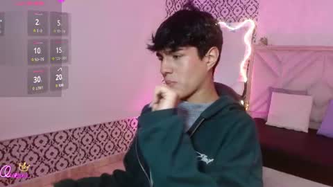 damian_tay1 online show from July 8, 2026, 11:37 am