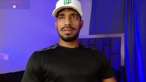 damiano_walker online show from April 17, 2026, 3:31 am