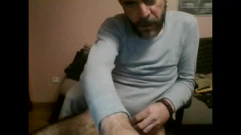 Snapshot of damianour chatting on January 15, 2025, 6:19 pm damianour online show from January 15, 2025, 6:19 pm