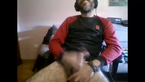 Snapshot of damianour chatting on February 19, 2025, 3:27 pm damianour online show from February 19, 2025, 3:27 pm