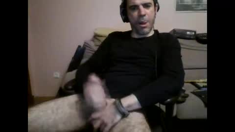 Snapshot of damianour chatting on March 7, 2025, 6:54 pm damianour online show from March 7, 2025, 6:54 pm
