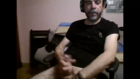 Snapshot of damianour chatting on September 21, 2025, 11:39 pm damianour online show from September 21, 2025, 11:39 pm