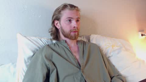 Snapshot of damien_diamond chatting on December 6, 2024, 1:29 am damien_diamond online show from December 6, 2024, 1:29 am