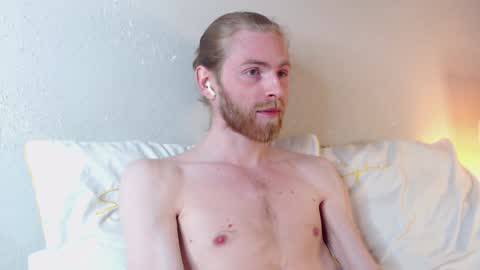 Snapshot of damien_diamond chatting on January 11, 2025, 9:04 pm damien_diamond online show from January 11, 2025, 9:04 pm