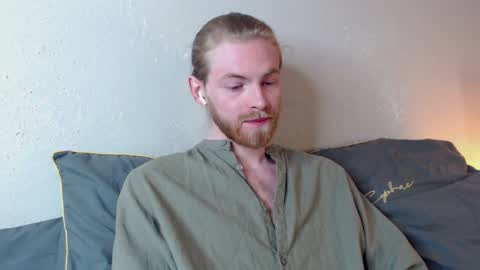 Snapshot of damien_diamond chatting on January 27, 2025, 9:55 pm damien_diamond online show from January 27, 2025, 9:55 pm