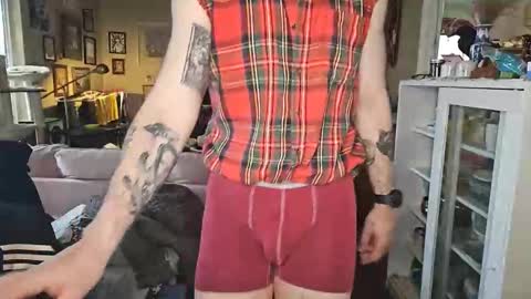 damien_mace online show from May 1, 2026, 12:43 pm