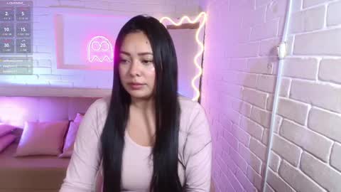 Snapshot of damii_tay chatting on March 11, 2025, 6:32 am Damii online show from March 11, 2025, 6:32 am