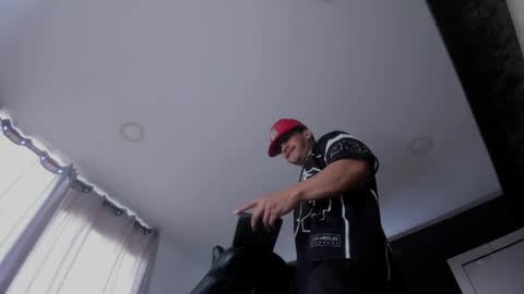 INSTAGRAM  DAMMIANMILLEROFICIAL online show from April 12, 2026, 3:06 pm