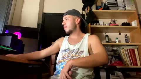 Snapshot of damncore chatting on October 9, 2025, 2:59 pm damncore online show from October 9, 2025, 2:59 pm