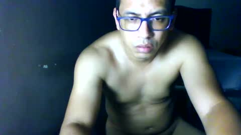 Snapshot of damnsexy0102 chatting on September 9, 2025, 5:51 am DamnSexy0102 online show from September 9, 2025, 5:51 am