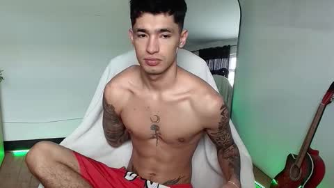 Snapshot of damon_333 chatting on November 20, 2025, 5:01 pm Damon online show from November 20, 2025, 5:01 pm