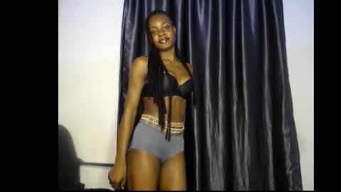 Snapshot of damsel8 chatting on October 23, 2025, 5:44 pm leah online show from October 23, 2025, 5:44 pm