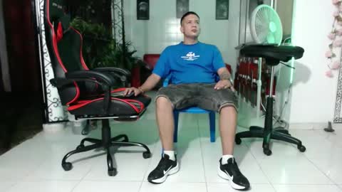 damyan_2003 online show from January 6, 2025, 11:31 pm