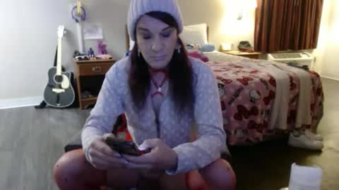 Snapshot of dan4romearth chatting on January 25, 2025, 5:07 am Dani L Kryze online show from January 25, 2025, 5:07 am