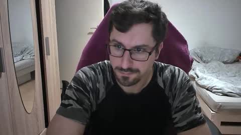 King Dan online show from October 8, 2025, 7:22 pm