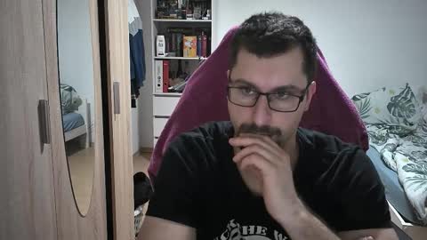 King Dan online show from October 30, 2025, 7:58 pm