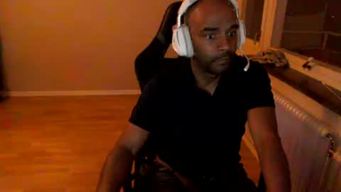 dan_the_man43 online show from June 21, 2026, 12:13 am