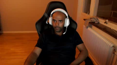 dan_the_man43 online show from June 21, 2026, 9:50 pm