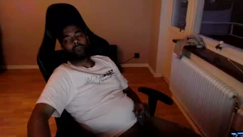 dan_the_man43 online show from June 27, 2026, 1:32 am