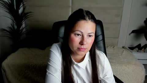 Snapshot of dana_dom chatting on October 6, 2025, 2:09 am Dana Dom online show from October 6, 2025, 2:09 am