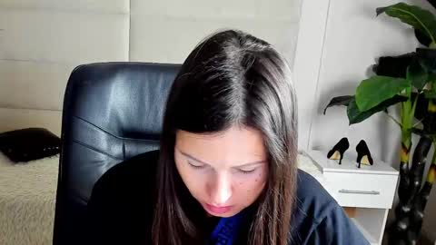 Snapshot of dana_dom chatting on October 25, 2025, 1:46 am Dana Dom online show from October 25, 2025, 1:46 am