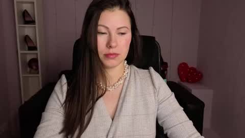 Dana Dom online show from February 9, 2026, 1:20 am