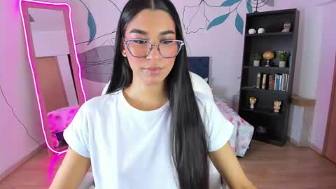 dana_paula online show from January 7, 2026, 11:45 am