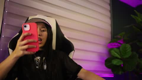 danaa_rouse online show from October 31, 2025, 9:27 pm