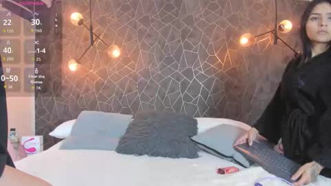    online show from November 21, 2025, 12:21 am