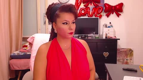 dana online show from December 7, 2024, 7:43 pm