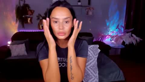 DanaMiers online show from June 18, 2026, 4:02 am