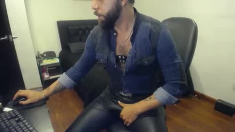 Snapshot of danbury44 chatting on March 4, 2026, 1:33 am danbury online show from March 4, 2026, 1:33 am