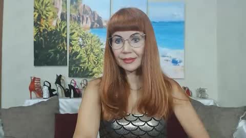Snapshot of danceglory chatting on September 14, 2025, 5:17 am Danceglory online show from September 14, 2025, 5:17 am