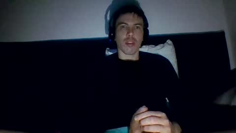 Snapshot of dane950804 chatting on August 2, 2026, 3:05 am dane950804 online show from August 2, 2026, 3:05 am