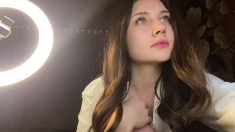 dangerous_softness online show from April 16, 2026, 9:39 pm