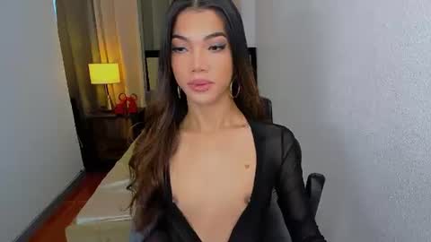 STEPHANIE online show from June 30, 2026, 10:11 pm