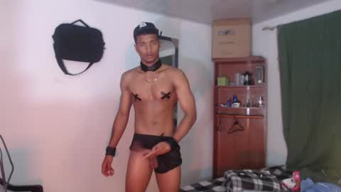 dani_brown19 online show from May 8, 2026, 4:07 am