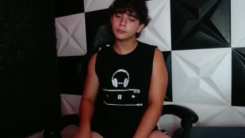 Snapshot of dani_cumboy chatting on December 28, 2024, 5:23 am dani_cumboy online show from December 28, 2024, 5:23 am