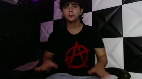 Snapshot of dani_cumboy chatting on January 7, 2025, 2:42 am dani_cumboy online show from January 7, 2025, 2:42 am