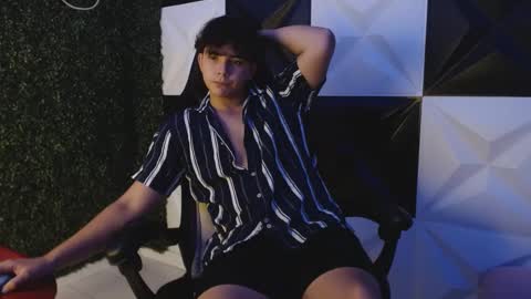 Snapshot of dani_cumboy chatting on February 18, 2025, 2:05 am dani_cumboy online show from February 18, 2025, 2:05 am