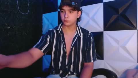 Snapshot of dani_cumboy chatting on February 26, 2025, 6:04 am dani_cumboy online show from February 26, 2025, 6:04 am